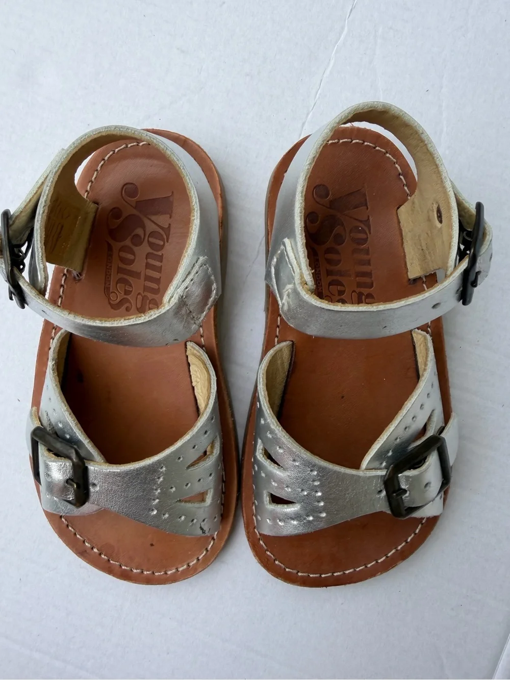 Young Soles Pearl Sandal Silver Leather Unisex Sandals | EU 23 US 7